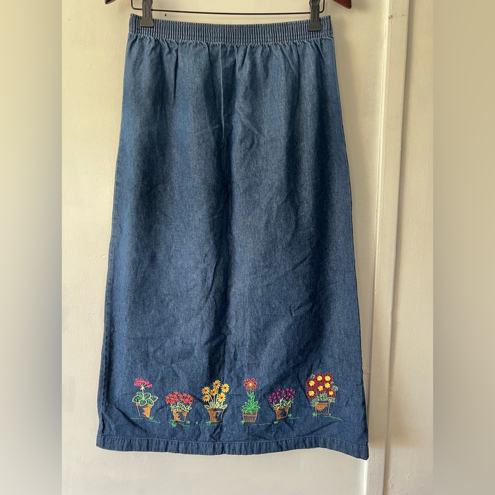Vintage Embroidered Denim Skirt - Blue